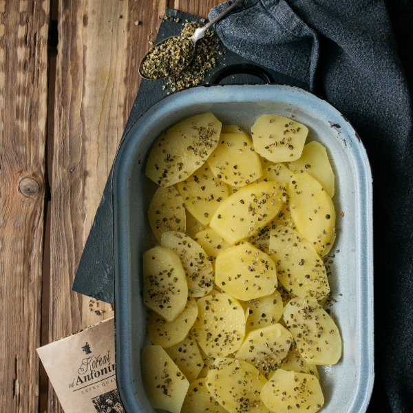 Tartiflette - zapečené brambory se sýrem – recept krok 4