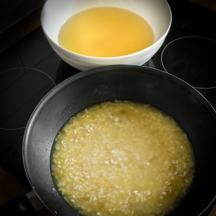 Chřestové rizoto s medvědím česnekem – recept krok 5