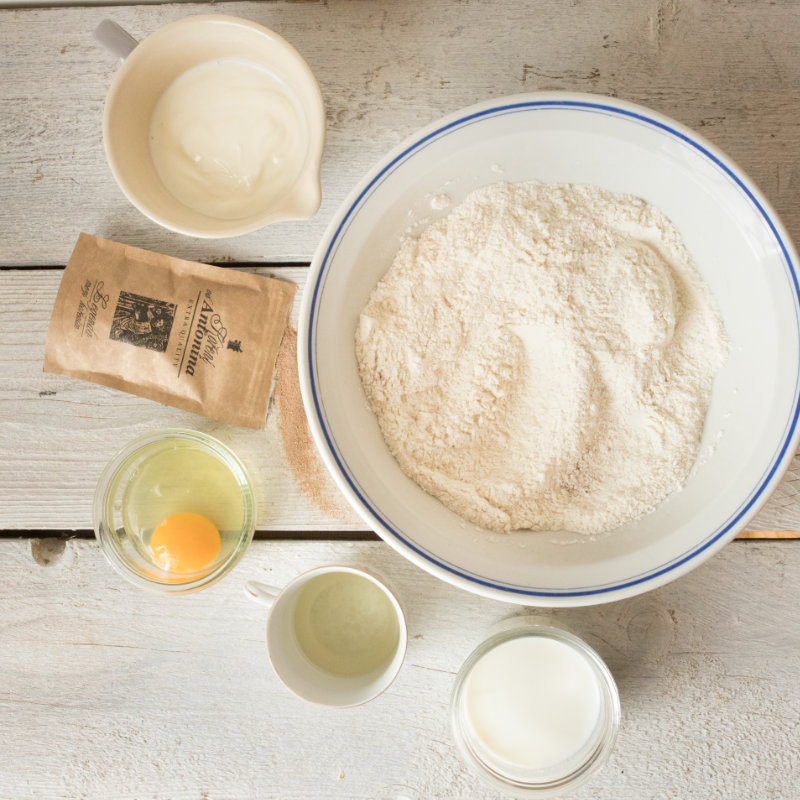 Rychlé jogurtové lívance – recept krok 1